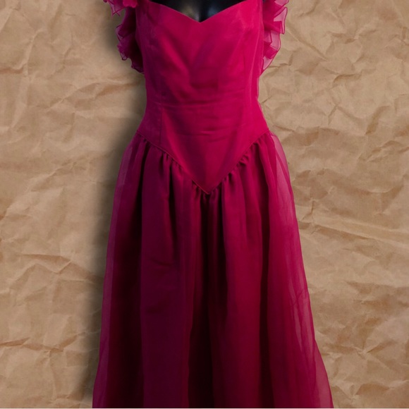 Vintage Dresses Vintage Fuchsia Pink Ruffle Sleeve Ball Gown Dress